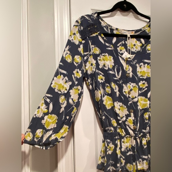 NWT C&C California Size S 3/4 Sleeve Ruffle Waist Lace Button Floral Peasant Top - Picture 8 of 12